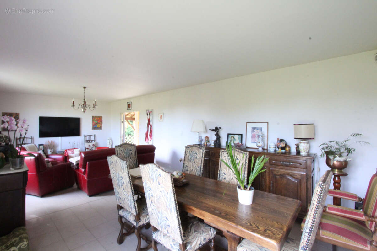 Maison à LA CHARITE-SUR-LOIRE