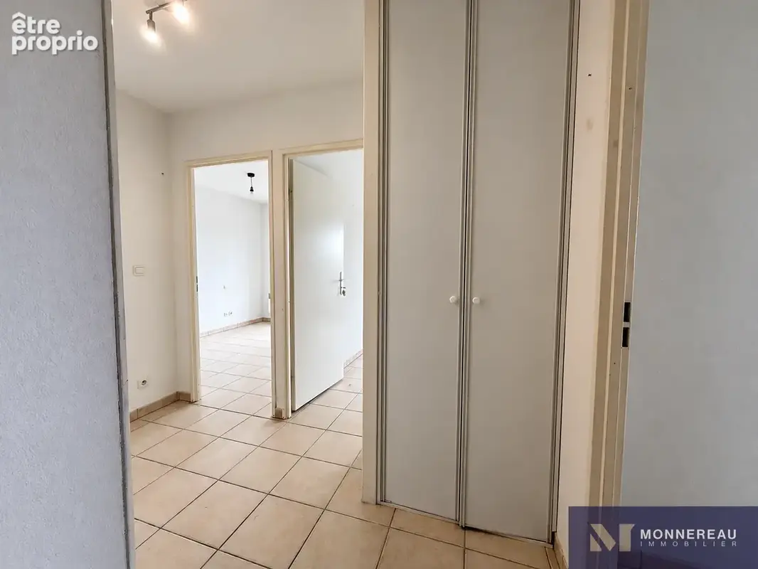 Appartement t3 avec terrasse - photo 6