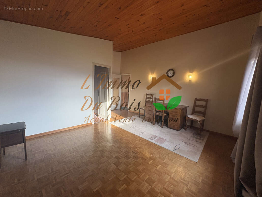 Maison individuelle de 193M2 - SAINT CLAIR DU RHÔNE - photo 13