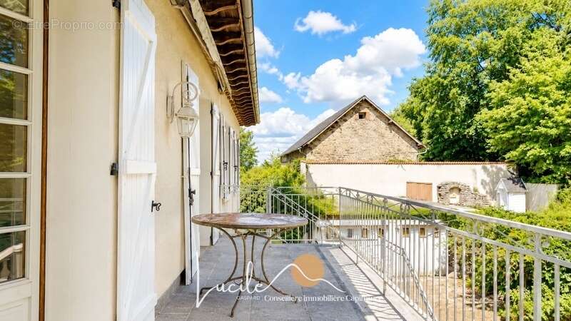 Propriété de caractère – Emplacement exceptionnel, beaux volumes et potentiel unique - photo 21