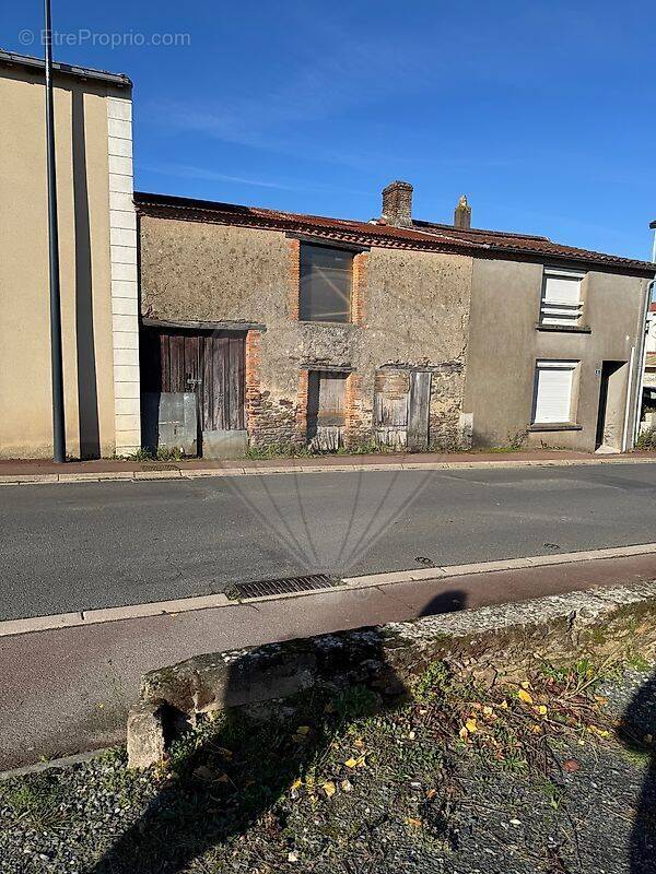 Maison à LA REMAUDIERE