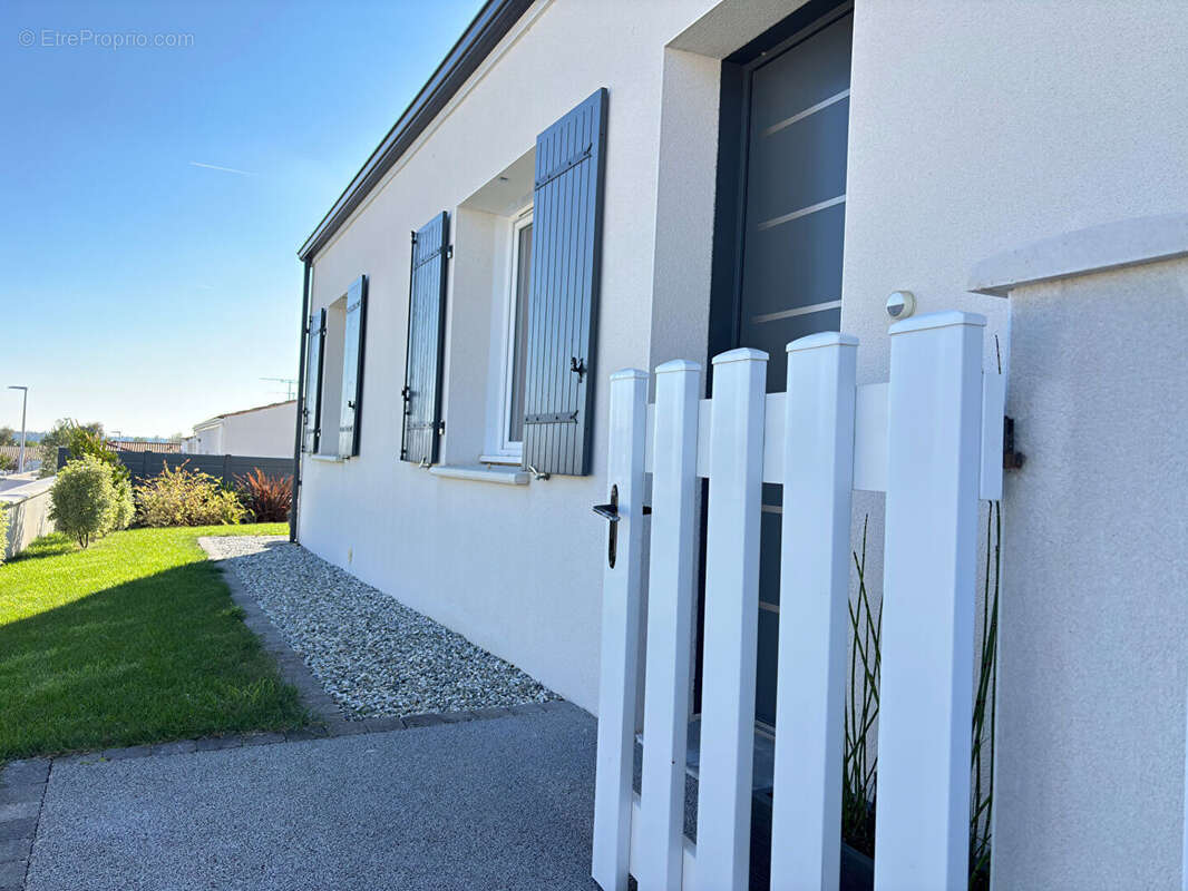 Maison à SAINT-SULPICE-DE-ROYAN