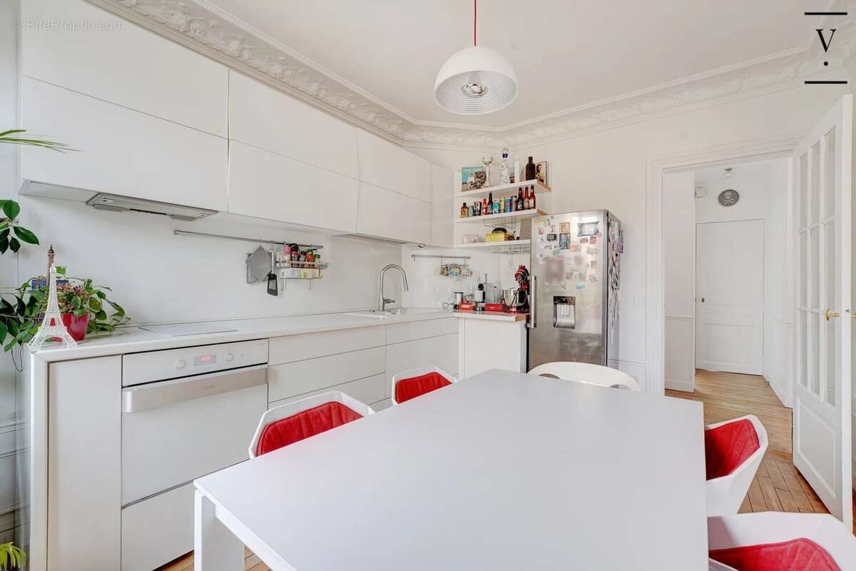 Appartement à PARIS-20E