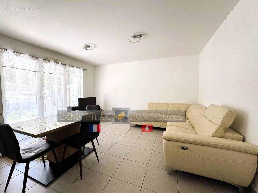 Appartement à MARNAZ