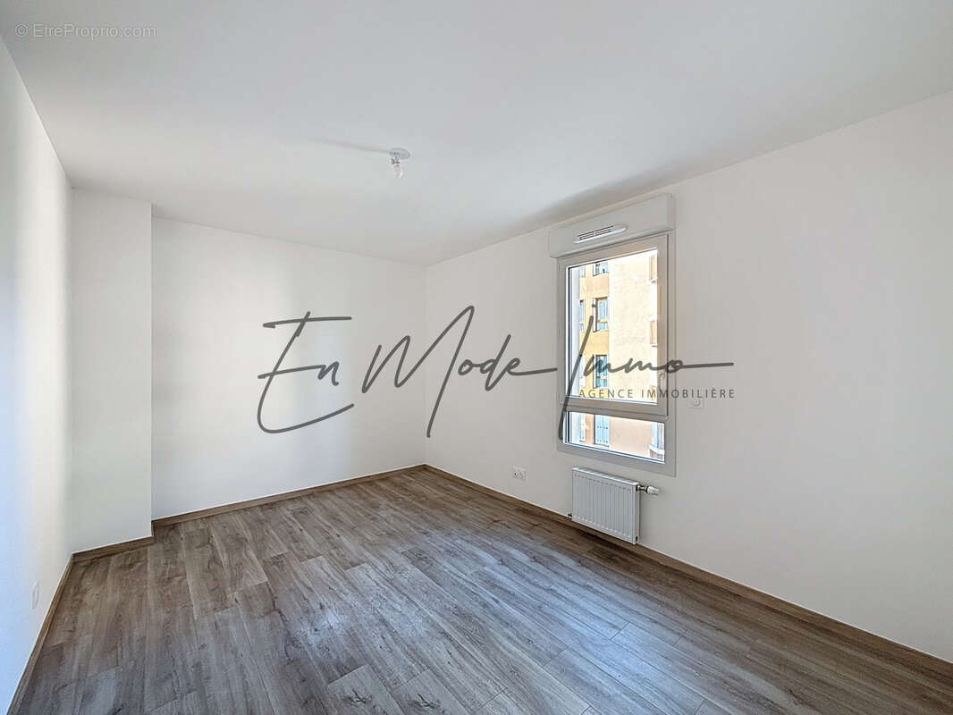 Appartement à LA ROCHE-SUR-FORON