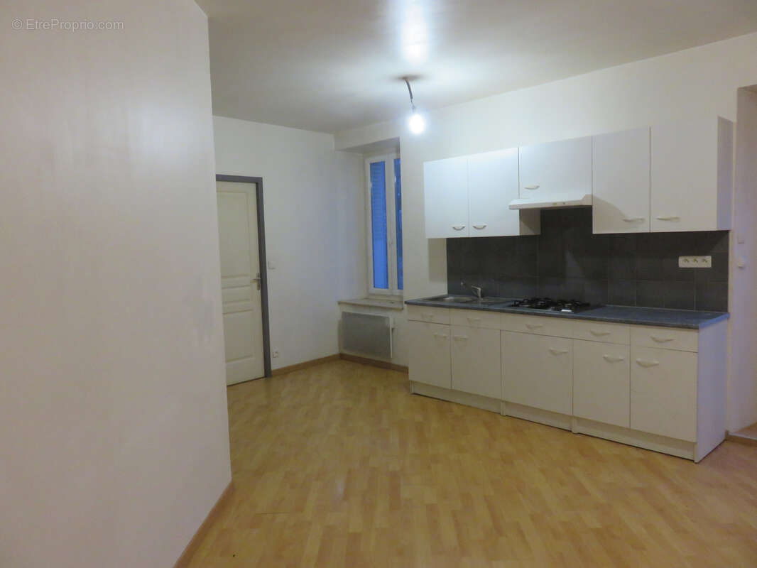 Appartement à ALBOUSSIERE