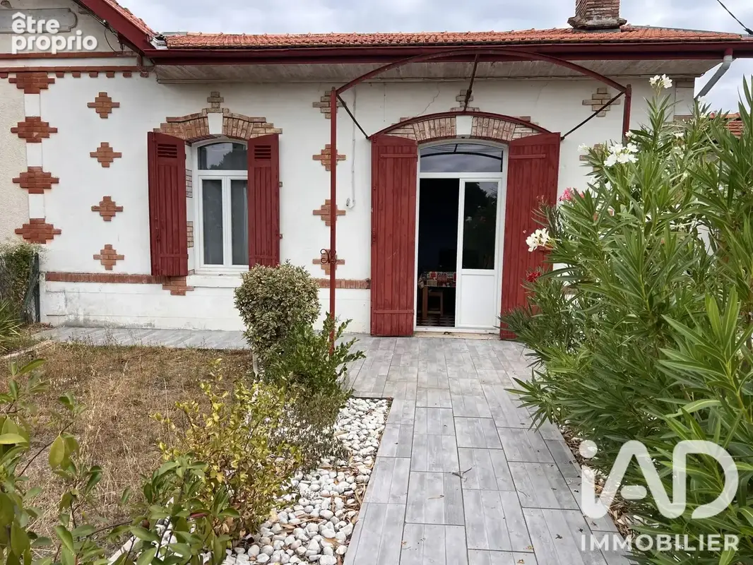 Photo 1 - Maison à BELIN-BELIET