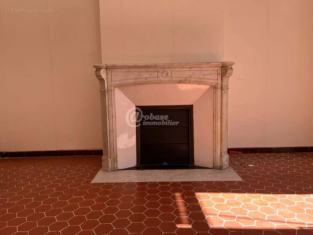 Appartement à MARSEILLE-6E