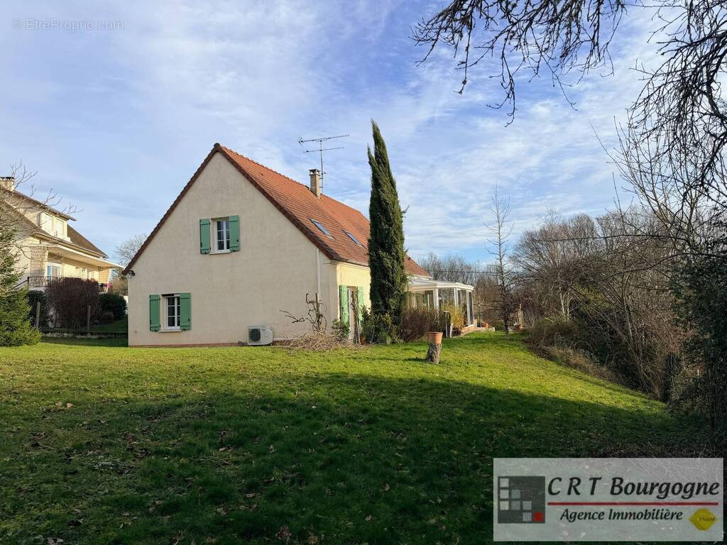 Maison à VILLIERS-SAINT-BENOIT