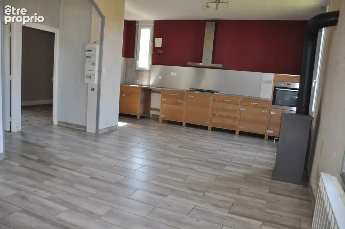 Belle maison des années 30, proche des commodités, terrain de 2120 m2 - photo 3