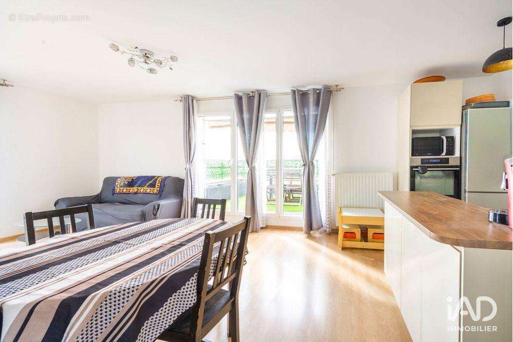 Photo 4 - Appartement à COLOMBES