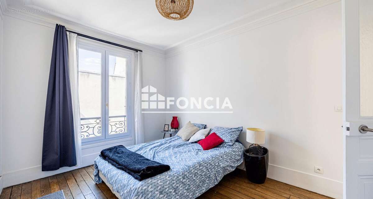 Appartement à PARIS-11E