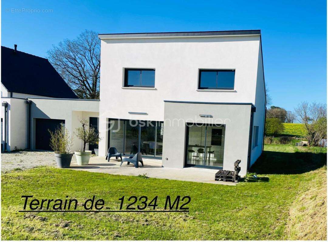 Maison à PLUNERET