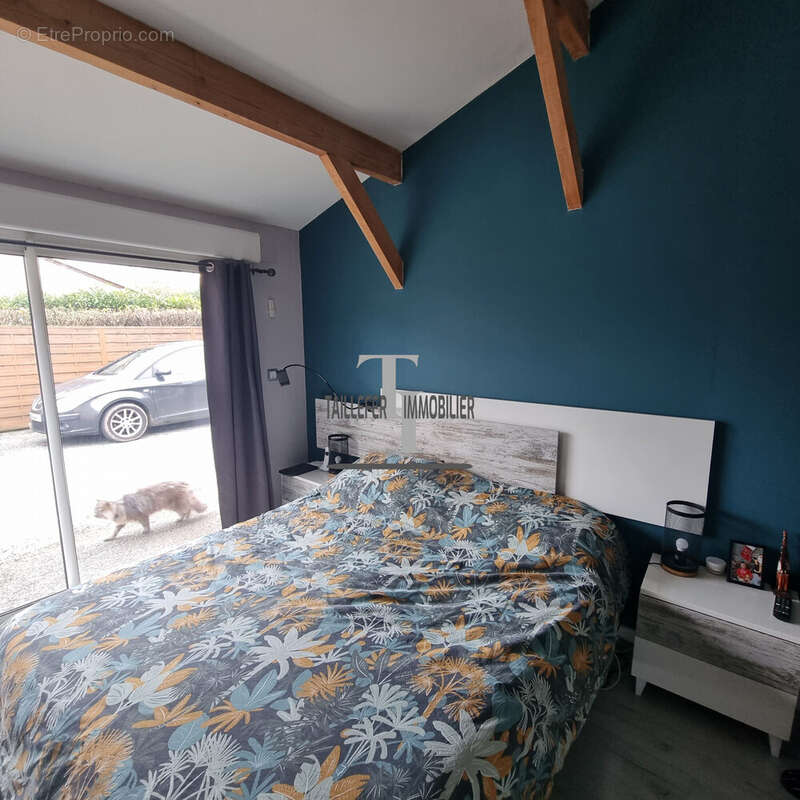 Maison à SAINT-ASTIER