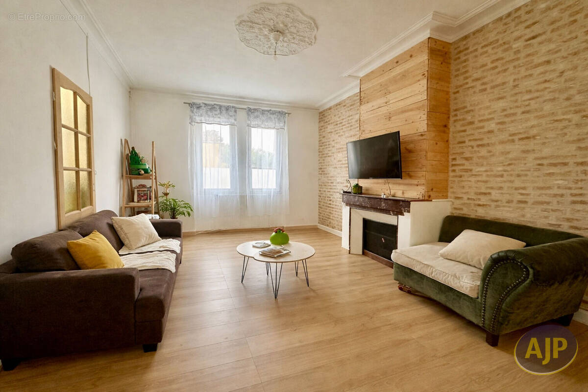 Maison à SAINT-LAURENT-MEDOC