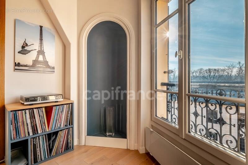 Appartement à VERSAILLES