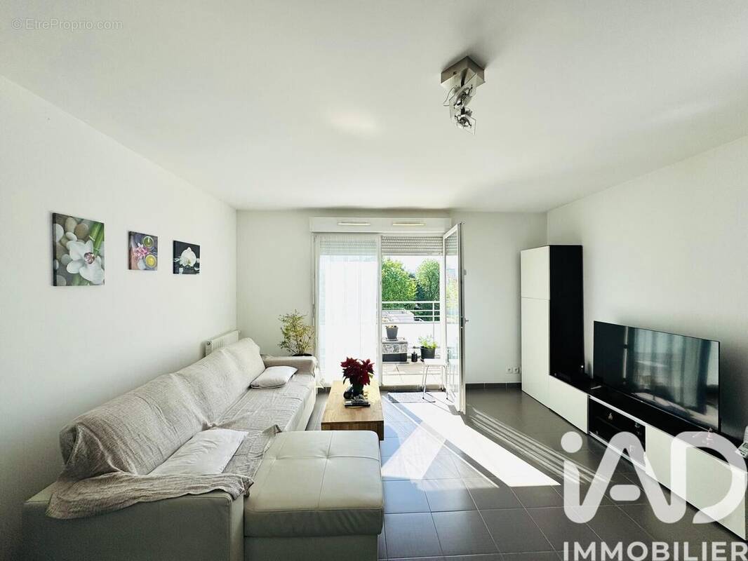 Photo 1 - Appartement à VITRY-SUR-SEINE