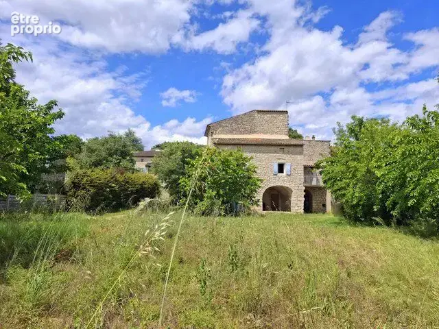 Maison à RUOMS