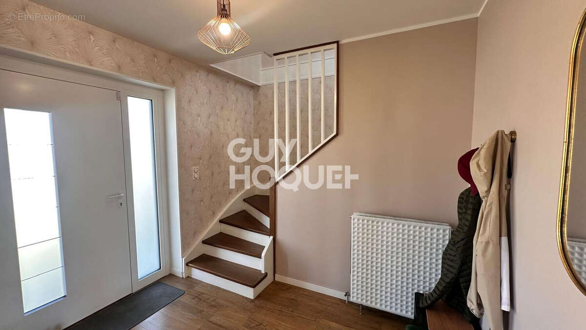 Maison à CHOISY-AU-BAC