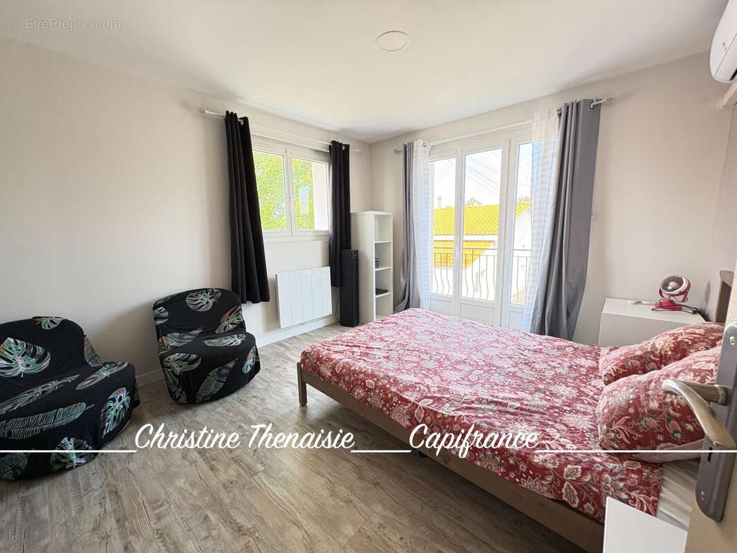Maison à vendre 5 chambres - 2 salles d'eau - 2 wc - Garage - Terrain - Quartier Dix Ecus/Valentin Saint Hilaire de Riez, à la l - photo 15