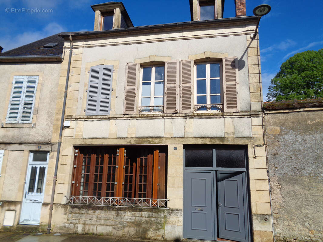 Grande maison coeur de ville de Prémery - photo 17