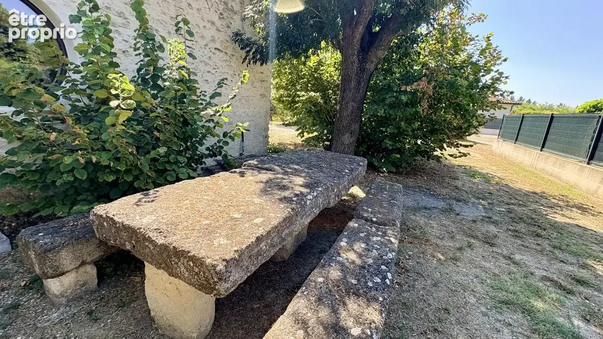 Propriété de charme et caractère a L’Isle-sur-la-Sorgue - photo 20