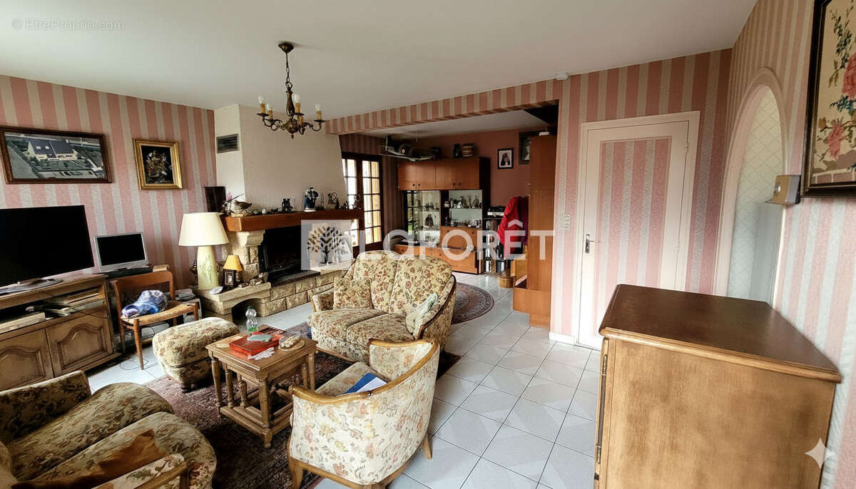 Maison à PLOUEZEC