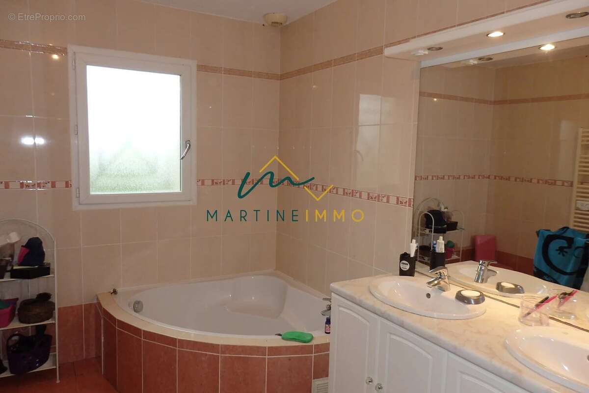 Maison a vendre a aillas (33) - photo 8