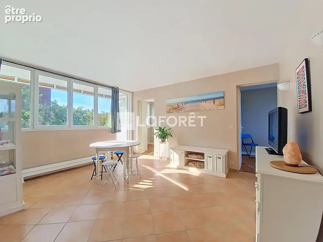 Photo Appartement à Verneuil-Sur-Seine au prix de 155 000€