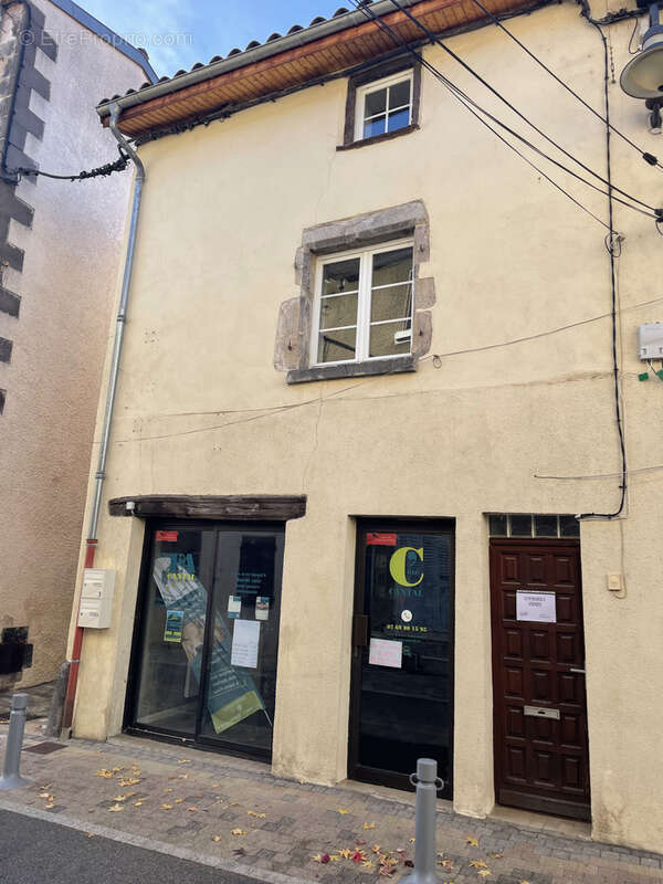 Appartement à PONT-DU-CHATEAU