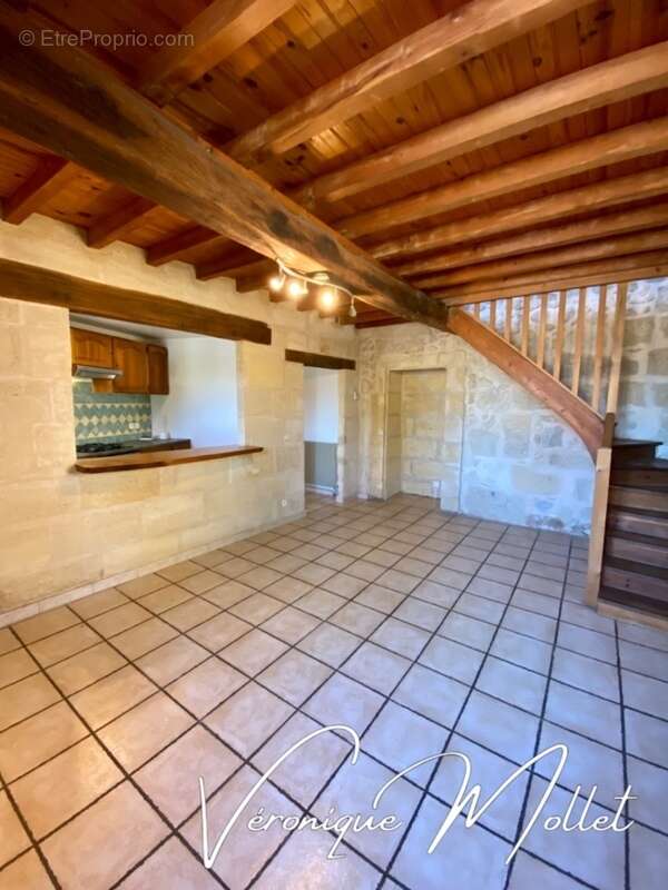 Maison à LESTIAC-SUR-GARONNE