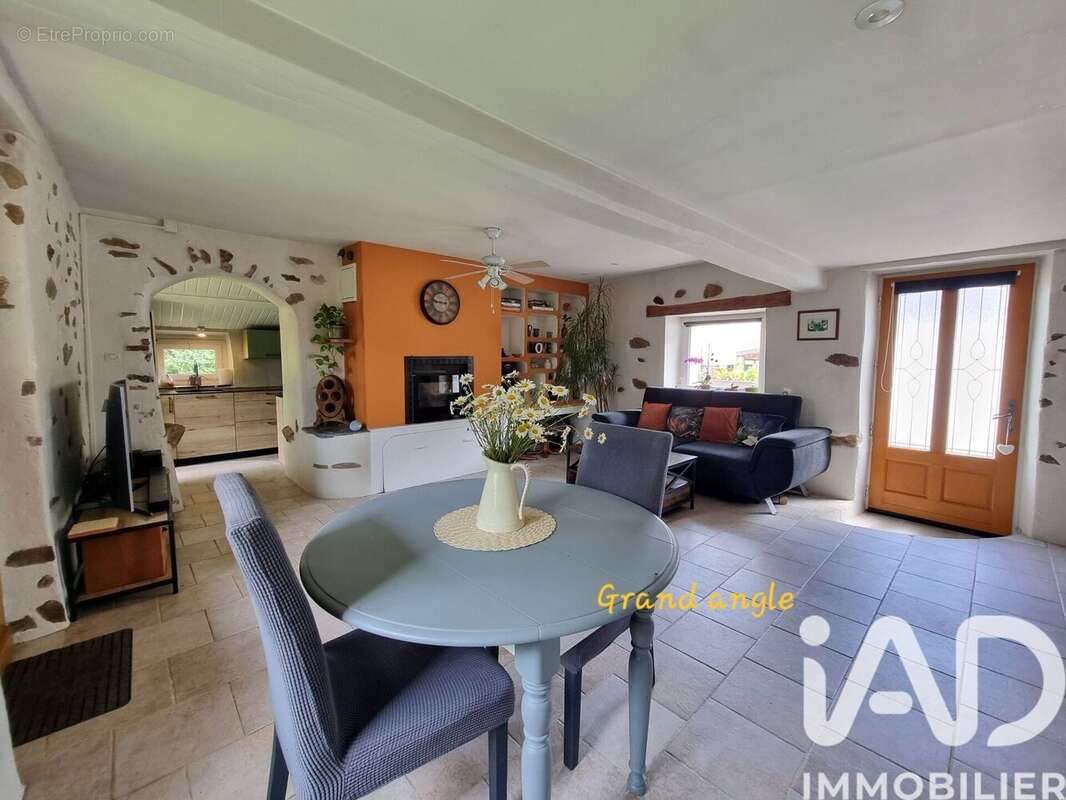 Photo 9 - Maison à LA ROUXIERE