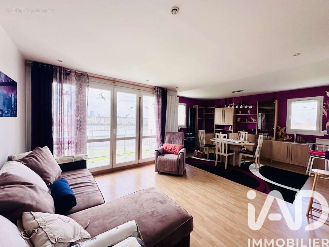 Photo 3 - Appartement à SAINT-SEBASTIEN-SUR-LOIRE