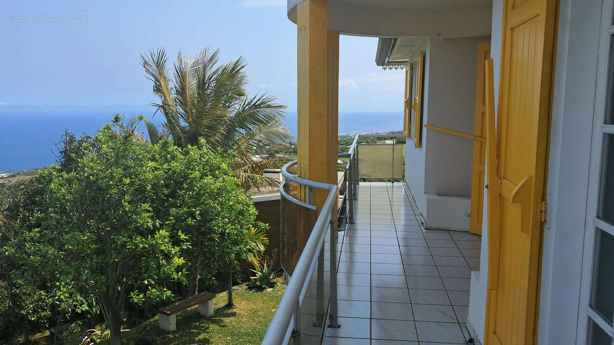 Dossier no VMA170000289 - Mandat n o 309 Belle Maison Familiale avec piscine et Vue mer imprenable dans le sec - photo 3