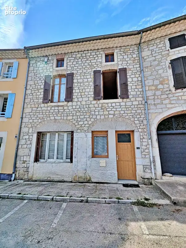 Maison à BEAUFORT-SUR-GERVANNE