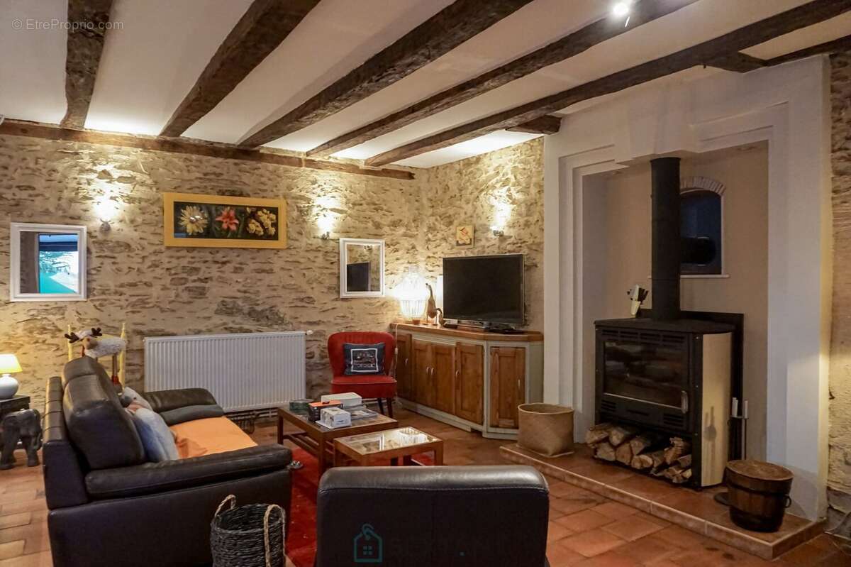 Maison à SAINT-JORY-DE-CHALAIS