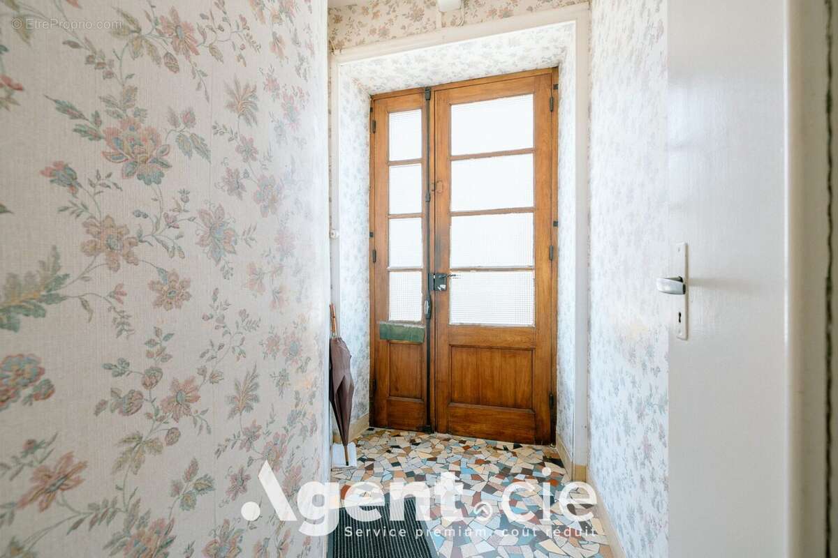 Maison à SAINT-VAAST-LA-HOUGUE