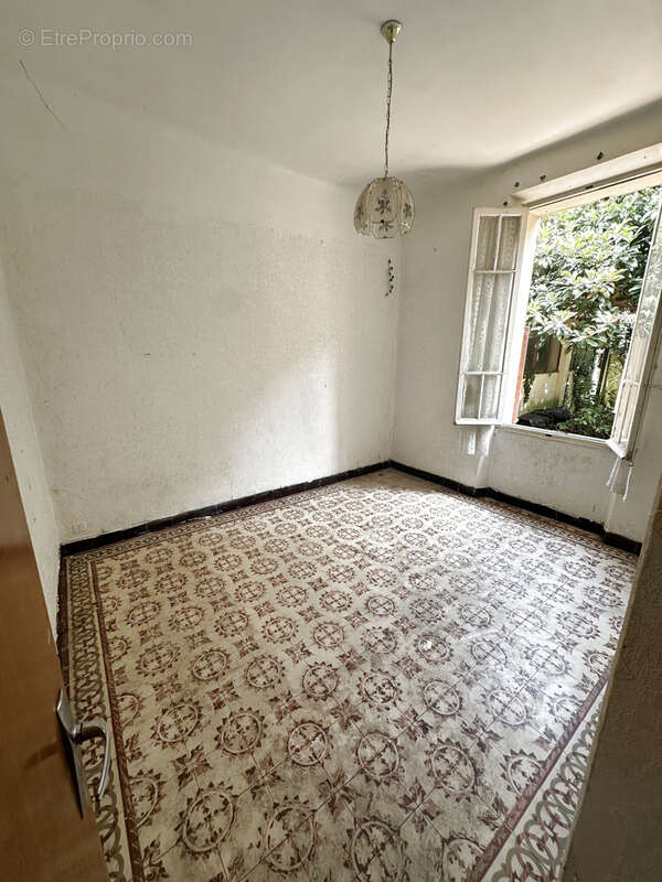 Maison individuelle plain pied avec garage, atelier et jardin - photo 5