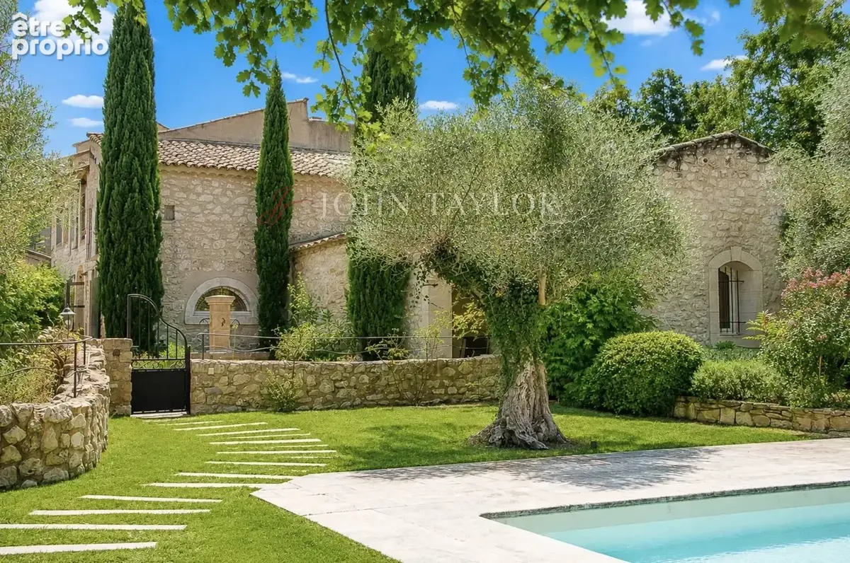 Photo Maison à Eygalieres au prix de 2 990 000€