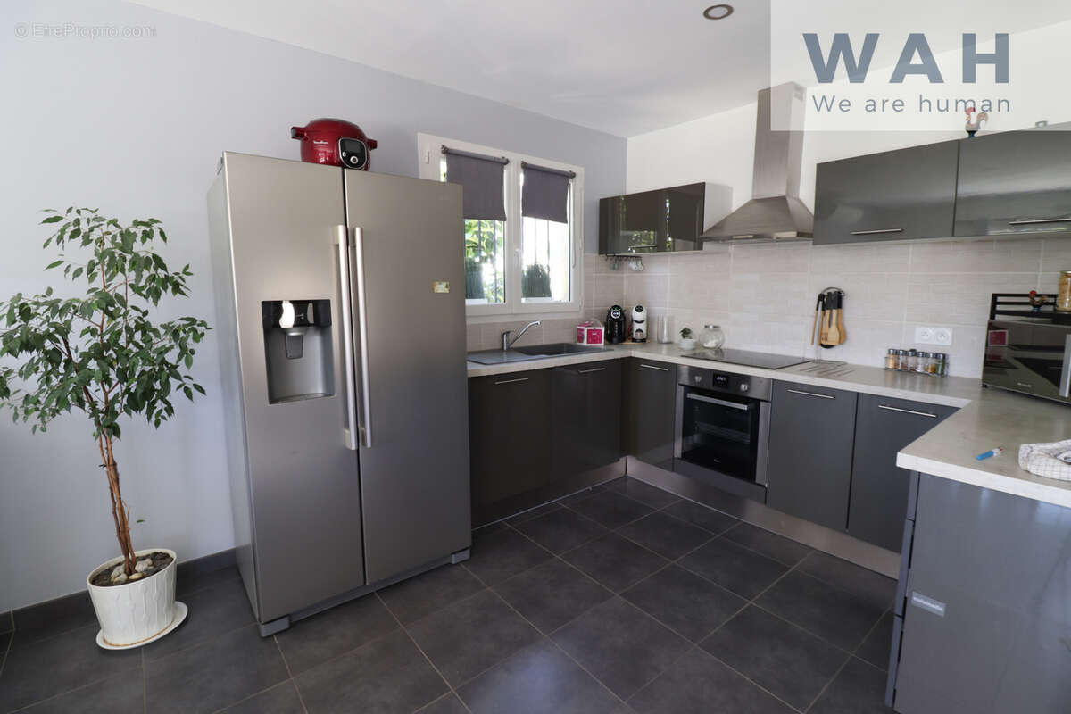 Vente maison 4 pièces avec piscine 34190 saint-bauzille-de-putois - photo 4