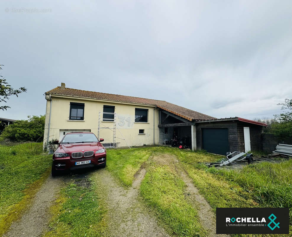 Maison à DOMPIERRE-SUR-MER