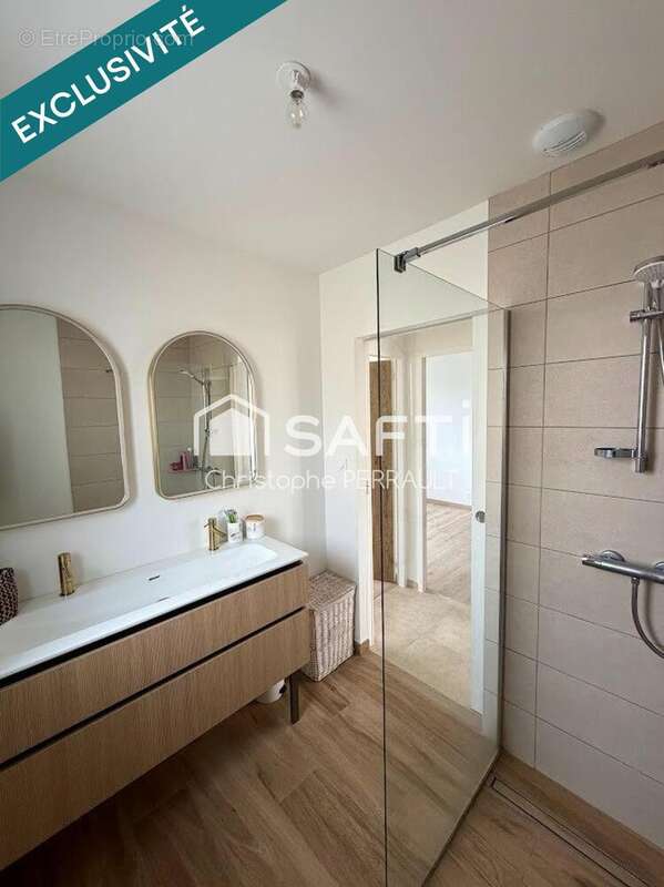 Maison 100 m² à Saint-Laurent-Sur-Sevre  - photo 2
