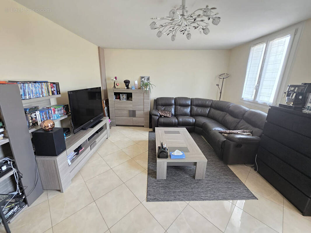 Appartement à PERSAN