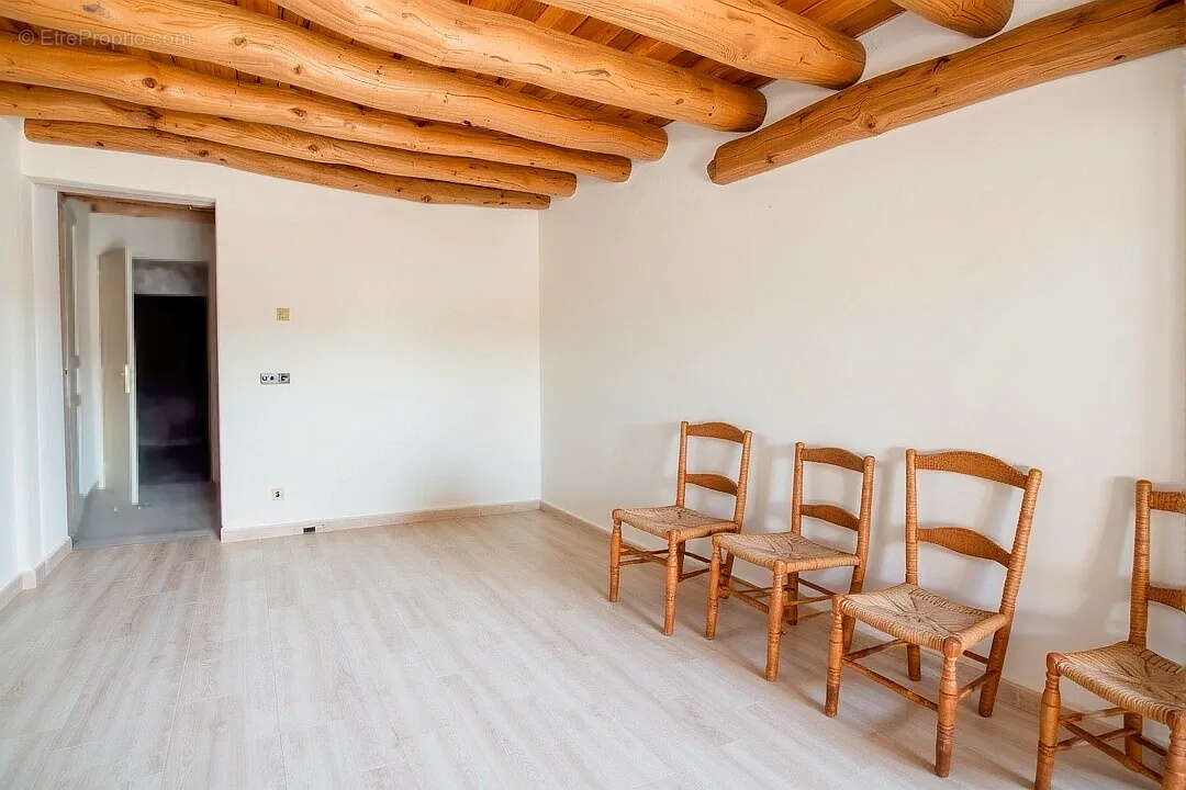 Maison à DINGY-EN-VUACHE