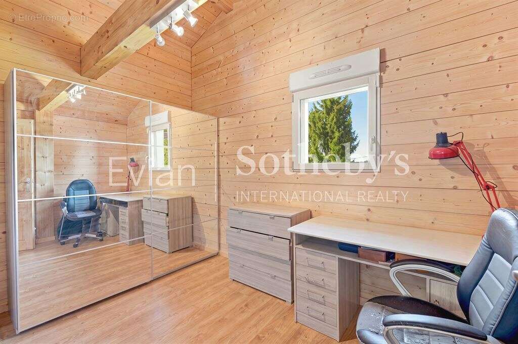 Neuvecelle, Maison contemporaine en ossature bois de 228 m² habitables. - photo 17
