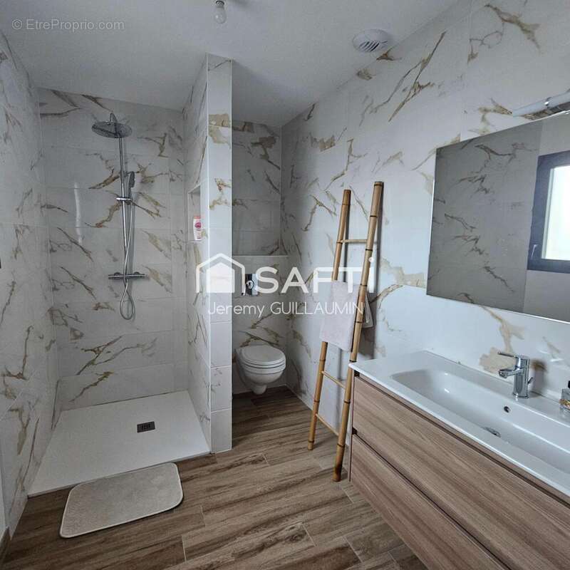 Photo 6 - Maison à CUSSET