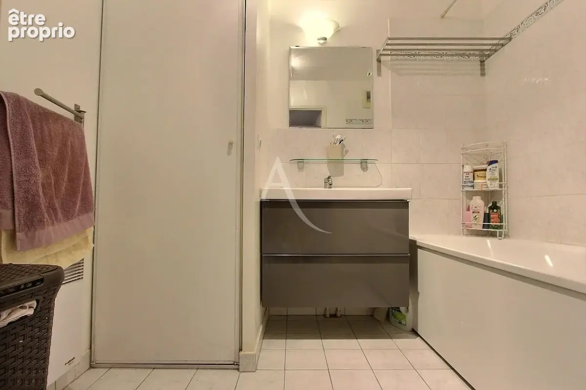 Appartement Villeneuve La Garenne 3 pièces de 70,05m2 - photo 12