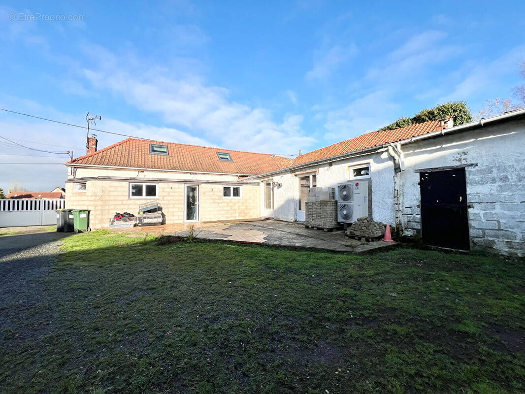 Maison à LIGNY-LES-AIRE