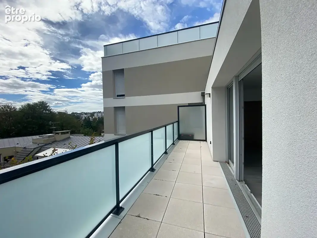 Appartement 4 pièces 84 m² avec terrasse, parking et cave - photo 4