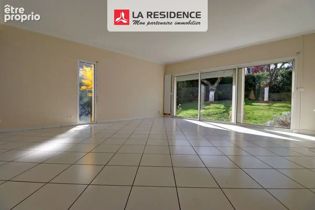 Maison 226 m² à Saint-Germain-En-Laye  - photo 4